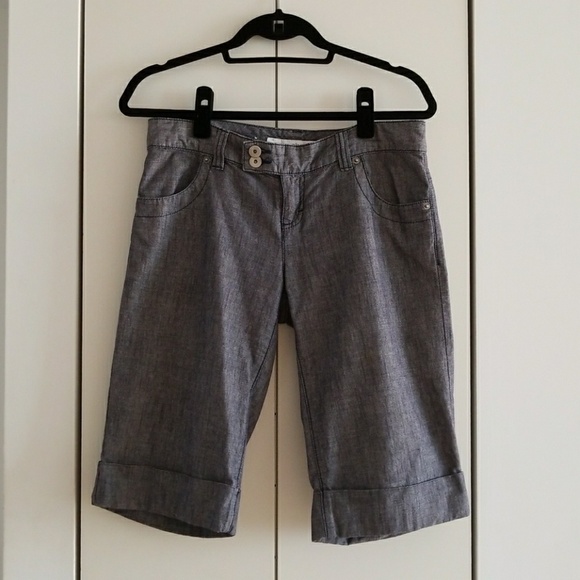 Calvin Klein Choice Chambray Capris - Picture 1 of 4
